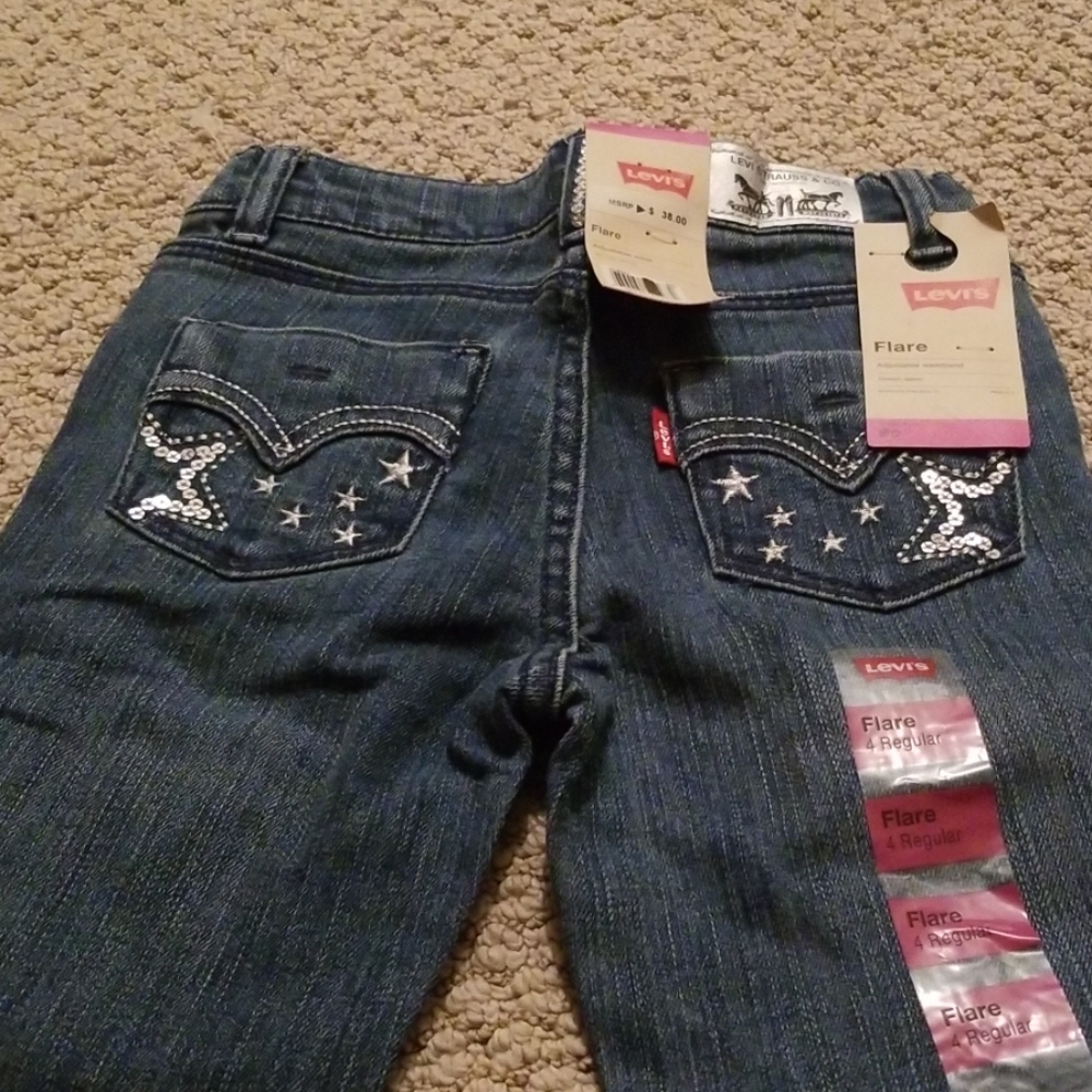 Girls Levi's Jean's NEW 💖 SIZE 4 REGULAR